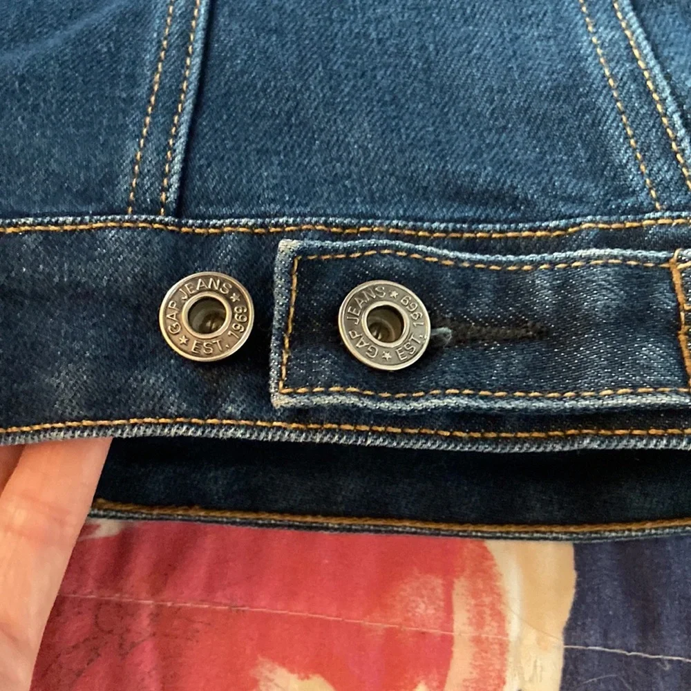 GAP, size SMALL, dark denim adjustable fitted waist and collared jacket - Picture 6 of 9